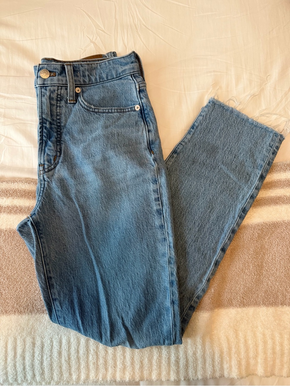 Madewell High-Rise Straight Leg Jeans in Medium Blue